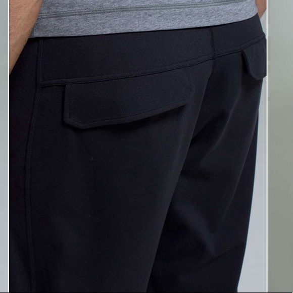 Lululemon Kung Fu Pant Regular Fit. - Picture 4 of 10